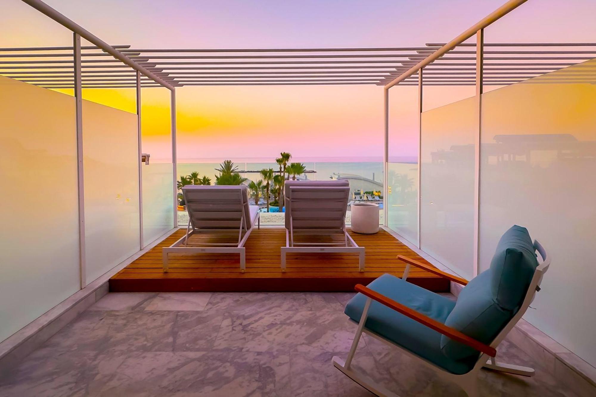 Radisson Beach Resort Larnaca Bagian luar foto